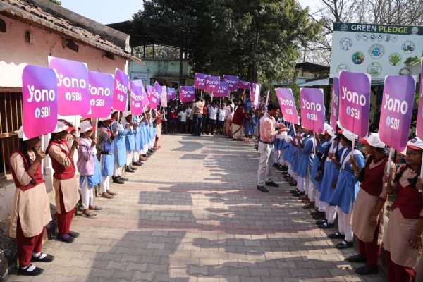 ଏସ୍‌ବିଆଇ ପକ୍ଷରୁ ଛାତ୍ରୀଙ୍କୁ ସାଇକେଲ ବିତରଣ