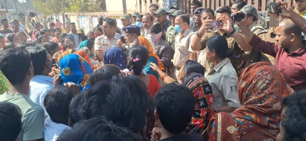 ------ ଆନ୍ଦୋଳନକାରୀ ମାନଙ୍କ ଦ୍ବାରା ଥାନା