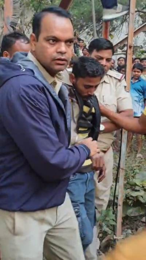 ପ୍ରେମିକା ଧୋକା ଦେବାରୁ ଟାୱାର ଉପରକୁ ଚଢ଼ି ପ୍ରେମିକର ଆତ୍ମହତ୍ୟା ଧମକ