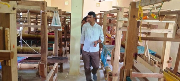 HASTATANTRA KENDRA & ERAM PARYATAN HASTATANTRA KENDRA & ERAM PARYATAN
