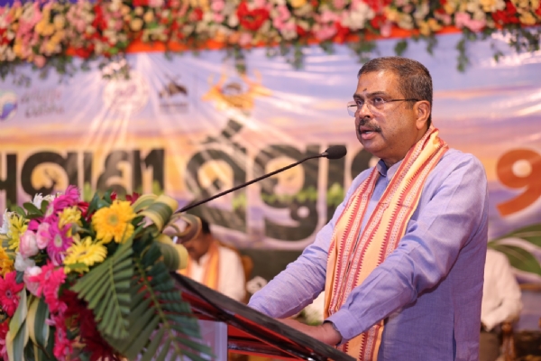 ୭୨ତମ ଜିଲ୍ଲାସ୍ତରୀୟ ବନ୍ୟପ୍ରାଣୀ ସପ୍ତାହ ପାଳିତ ସମ୍ବଲପୁର ଚିଡ଼ିଆଖାନାରୁ ହୀରାକୁଦ-ଦେବ୍ରିଗଡ଼ ଅଭୟାରଣ୍ୟକୁ ଗଡିଲା ସଫାରି ଗାଡ଼ି