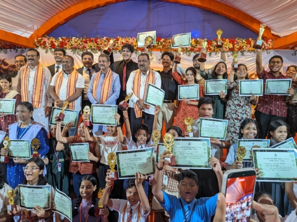 ୭୨ତମ ଜିଲ୍ଲାସ୍ତରୀୟ ବନ୍ୟପ୍ରାଣୀ ସପ୍ତାହ ପାଳିତ ସମ୍ବଲପୁର ଚିଡ଼ିଆଖାନାରୁ ହୀରାକୁଦ-ଦେବ୍ରିଗଡ଼ ଅଭୟାରଣ୍ୟକୁ ଗଡିଲା ସଫାରି ଗାଡ଼ି
