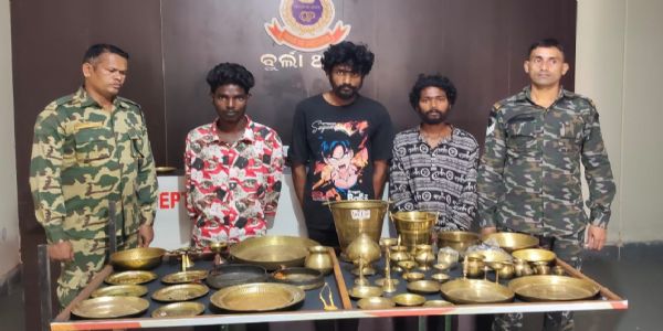 ବୁର୍ଲା ଶିବ ମନ୍ଦିରରୁ ଚୋରି ଘଟଣା :ଚୋରି ସାମଗ୍ରୀ ଜବତ, ୩ ଗିରଫ