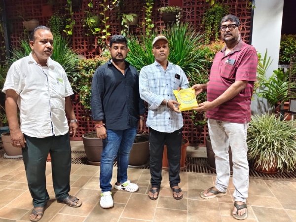 ଅଂଶୁମାନ ମେମୋରିଆଲ ଟ୍ରଷ୍ଟ ପକ୍ଷରୁ ଆର୍ଥିକ ସହାୟତା ପ୍ରଦାନ ଅଂଶୁମାନ ମେମୋରିଆଲ ଟ୍ରଷ୍ଟ ପକ୍ଷରୁ ଆର୍ଥିକ ସହାୟତା ପ୍ରଦାନ