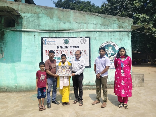 ପରିବାର ପାଖକୁ ଫେରିଲେ ମାନସିକ ଅସୁସ୍ଥ ମହିଳା