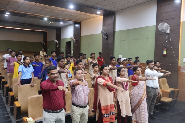 ଆନ୍ତର୍ଜାତୀୟ ବାଳିକା ଦିବସରେ  ସଚେତନତା ରାଲି ଓ ଶପଥପାଠ