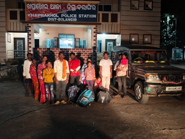 ଇଟାଭାଟିକୁ ଚାଲାଣ ବେଳେ ଧରାପଡ଼ିଲା ଦାଦନ ସର୍ଦାର ଗାଡ଼ି ଚାଳକ; ବୋଲେରୋ ଜବତ