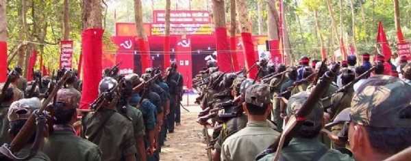 नक्सलियों का फाइल फोटो नक्सलियों का फाइल फोटो