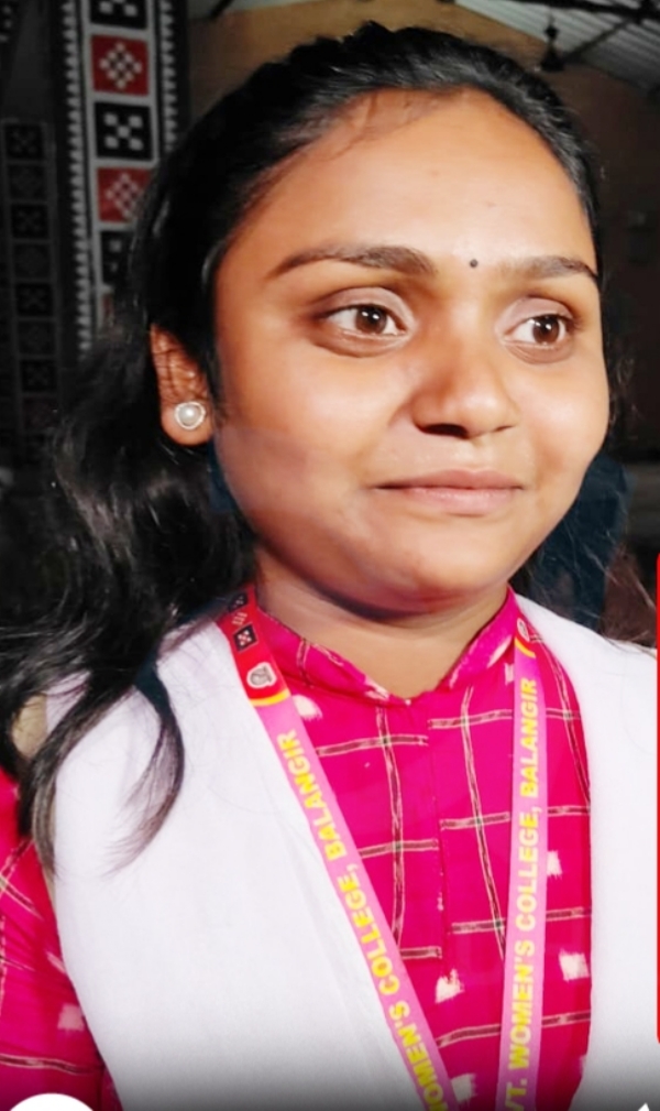 ସୃଷ୍ଟିଶ୍ରୀ ପ୍ରଧାନ ସଭାନେତ୍ରୀ, ସାଧାରଣ ସମ୍ପାଦକ ରୋଜାଲି ମହାକୁଡବଲାଙ୍ଗିର ସରକାରୀ ମହିଳା ମହାବିଦ୍ୟାଳୟ ରେ ନିର୍ବାଚିତ ସୃଷ୍ଟିଶ୍ରୀ ପ୍ରଧାନ ସଭାନେତ୍ରୀ, ସାଧାରଣ ସମ୍ପାଦକ ରୋଜାଲି ମହାକୁଡବଲାଙ୍ଗିର ସରକାରୀ ମହିଳା ମହାବିଦ୍ୟାଳୟ ରେ ନିର୍ବାଚିତ