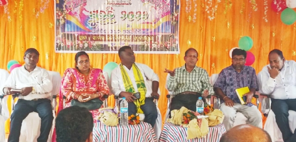 ପ୍ରଧାନ ଶିକ୍ଷକମାନଙ୍କୁ ନେଇ ରାଇରଙ୍ଗପୁର ବିଧାୟକଙ୍କ ବୈଠକ