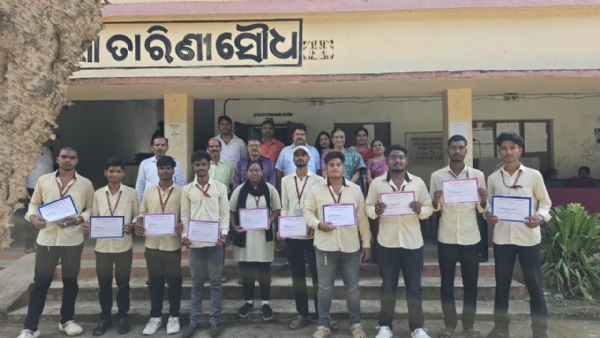 ତାରିଣୀ ମହାବିଦ୍ୟାଳୟରେ ଛାତ୍ର ସଂସଦର ଶପଥ ଗ୍ରହଣ