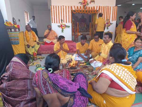ଗାୟତ୍ରୀ ଶକ୍ତିପୀଠ, ବଲାଙ୍ଗୀର ଶାରଦୀୟ ନବରାତ୍ରି ଅନୁଷ୍ଠାନର ପୂର୍ଣ୍ଣାହୁତି ସମ୍ପନ୍ନ , କନ୍ୟା ପୂଜନ