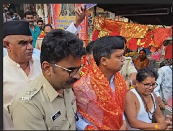 मप्र के उज्जैन में नगर पूजा शुरू, 40 मंदिरों में चढ़ेगा मदिरा का भोग मप्र के उज्जैन में नगर पूजा शुरू, 40 मंदिरों में चढ़ेगा मदिरा का भोग