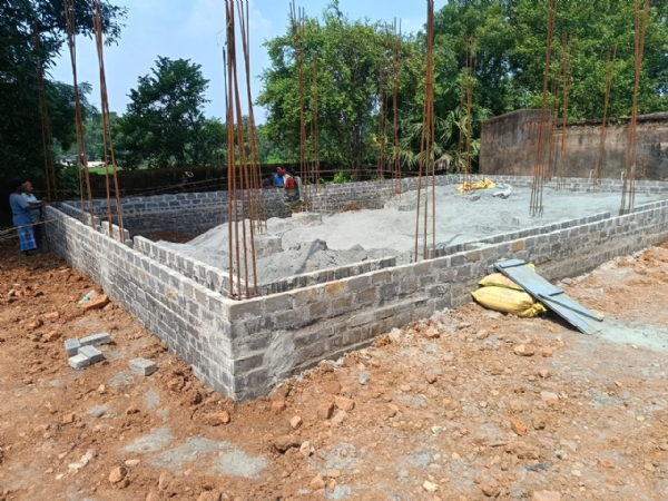 ବ୍ଲକ କାର୍ଯ୍ୟାଳୟ ପରିସରରେ  ନିର୍ମାଣ କାର୍ଯ୍ୟରେ ନିୟମ ଉଲ୍ଲଂଘନ ଅଭିଯୋଗ