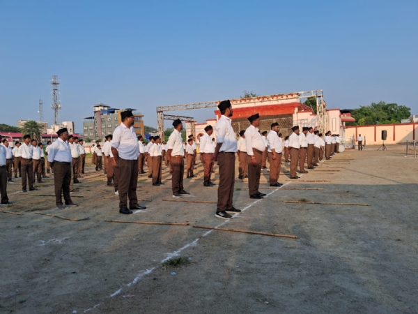 ବଲାଙ୍ଗିର ରାଷ୍ଟ୍ରିୟ ସ୍ୱୟଂ ସେବକ ସଂଘର ବିଜୟା ଦଶମୀ ପ୍ରତିଷ୍ଠା ଦିବସ ପାଳିତ