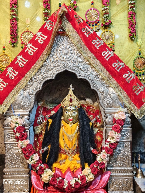 ଦଶହରାରେ ମା’ ସୁରେଶ୍ୱରୀ ଓ ମା’ ଭଗବତୀଙ୍କ ରାଜରାଜେଶ୍ୱରୀ ବେଶ
