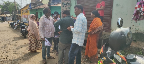ଜବର ଦେଖଲ ଉଛେଦ ପାଇଁ ପୌର ପାଳିକା ର 3 ଦିନିଆ  ନୋଟିସ, କୋର୍ଟ ଲାଇନ୍ ବାସିନ୍ଦାଙ୍କ ବିରୋଧ