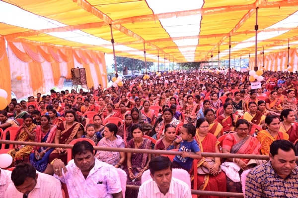 ଲୋଇସିଂହା ନିର୍ବାଚନମଣ୍ଡଳୀ ଅନ୍ତର୍ଗତ ବୁଢ଼ୀପଦରଠାରେ ୬୫ କୋଟିରୁ ଉର୍ଦ୍ଧ୍ବ ଟଙ୍କା ବ୍ୟୟରେ ୩୩ଟି ଉନ୍ନୟନମୂଳକ ପ୍ରକଳ୍ପର ଶୁଭାରମ୍ଭ