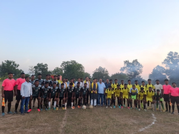 ପଣ୍ଡକିମାଲରେ ଫୁଟବଲ : ପୂର୍ଣାପାଣି ଚାମ୍ପିୟନ