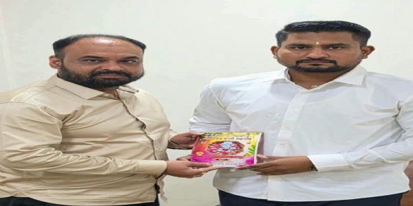 ମନ୍ତ୍ରୀ ସୁରଜଙ୍କୁ ମା’ ଭଦ୍ରକାଳୀଙ୍କ ରୌପ୍ୟଜୟନ୍ତୀ ଉତ୍ସବକୁ ନିମନ୍ତ୍ରଣ କଲେ ବିଧାୟକ ସୀତାଂଶୁ