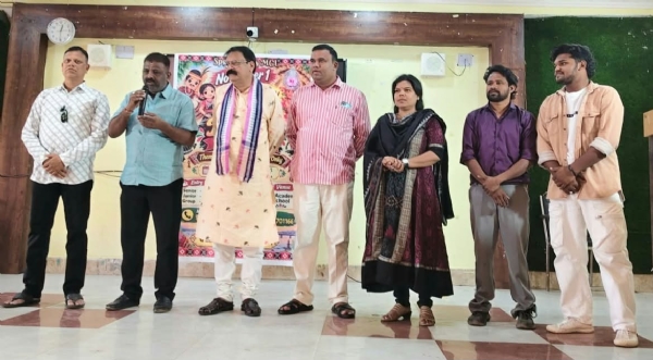 ମେରାହୁନର “ପକ୍ଷରୁ ଆର୍ଟ ଏଣ୍ଡ କ୍ରାଫ୍ଟ” ଓ ସଂପୂର୍ଣ୍ଣା ପକ୍ଷରୁ ମେହେନ୍ଦି ପ୍ରତିଯୋଗିତା ମେରାହୁନର “ପକ୍ଷରୁ ଆର୍ଟ ଏଣ୍ଡ କ୍ରାଫ୍ଟ” ଓ ସଂପୂର୍ଣ୍ଣା ପକ୍ଷରୁ ମେହେନ୍ଦି ପ୍ରତିଯୋଗିତା
