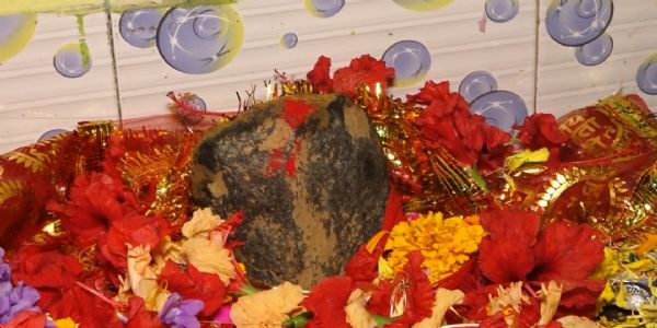 ମାଟି ତଳୁ ବାହାରିଲା ମା’ ମାଣିକେଶ୍ଵରୀଙ୍କ ପ୍ରତିମା