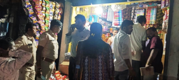 DHAMNAGAR BAZAR POLYTHENE CHADHAU
