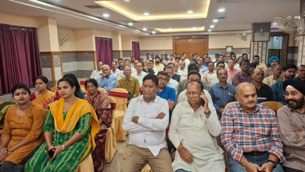 ଗଣତନ୍ତ୍ର ବଞ୍ଚାଅ, ଅରାଜକତା ହଟାଅ ଅଭିଯାନ : ସମ୍ବଲପୁର ବିଜେପିର ଜିଲ୍ଲା ସ୍ତରୀୟ କର୍ମଶାଳା