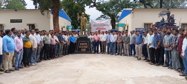 ସତର୍କତା ସଚେତନତା ସପ୍ତାହ ଅବସରରେ ରାୟଗଡ଼ା ରେଳମଣ୍ଡଳ ପକ୍ଷରୁ ୱାକାଥନ୍ ଆୟୋଜିତ ସତର୍କତା ସଚେତନତା ସପ୍ତାହ ଅବସରରେ ରାୟଗଡ଼ା ରେଳମଣ୍ଡଳ ପକ୍ଷରୁ ୱାକାଥନ୍ ଆୟୋଜିତ
