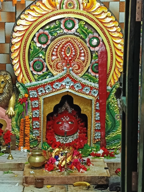 ଅଞ୍ଚଳର ଅଧୀଷ୍ଠାତ୍ରୀ ଦେବୀ ମା ପାଟଣେଶ୍ୱରୀଙ୍କୁ ସବୁ ଶୁଭ କର୍ମରେ ତଥା ସରକାରୀ ହେଉ କିମ୍ବା ବେସରକାରୀ କାର୍ଯ୍ୟକ୍ରମ ରେ ଅଗ୍ରାଧିକାର ଦେବା