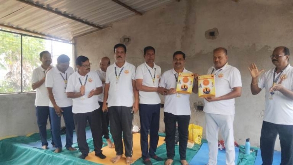 ଦିବ୍ୟ ଜ୍ୟୋତି ଜ୍ଞାନ ଅମୃତ” ବାର୍ଷିକ ପତ୍ରିକାର ଶୁଭ ଉନ୍ମୋଚନ ସମାରୋହ