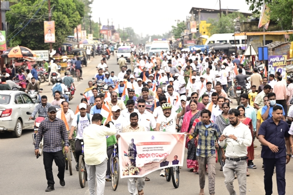 ରାଷ୍ଟ୍ରୀୟ ଏକତା ଦିବସରେ ସ୍ୱାସ୍ଥ୍ୟ ମନ୍ତ୍ରୀଙ୍କ ୭୦ କିଲୋମିଟର ସାଇକେଲ ଯାତ୍ରା