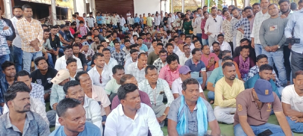 ବିଭିନ୍ନ ଦାବି ନେଇ ବିଦ୍ୟୁତ୍ କର୍ମଚାରୀଙ୍କ ପାଇଁ ଆନ୍ଦୋଳନ ବିଭିନ୍ନ ଦାବି ନେଇ ବିଦ୍ୟୁତ୍ କର୍ମଚାରୀଙ୍କ ପାଇଁ ଆନ୍ଦୋଳନ
