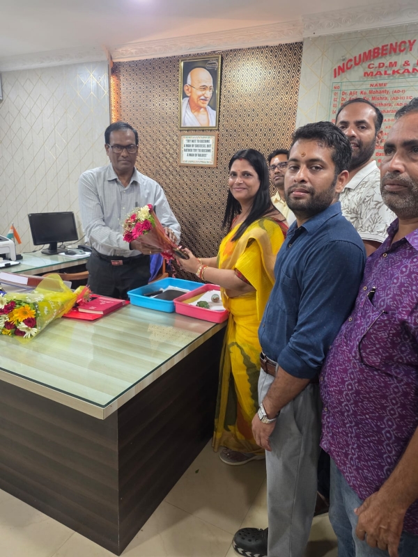 ମାଲକାନଗିରି ଜିଲ୍ଲା ମୁଖ୍ୟ ଚିକିତ୍ସା ଓ ସ୍ୱାସ୍ଥ୍ୟ ଅଧିକାରୀ ଭାବେ ଦାୟିତ୍ୱ ଗ୍ରହଣ କଲେ ଡାକ୍ତର ମାନସ ରଞ୍ଜନ ପଣ୍ଡା