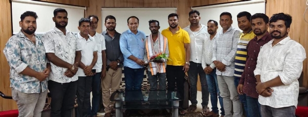 ଅଜୟ ଗୁରୁ ଙ୍କୁ ସମ୍ବର୍ଦ୍ଧନା