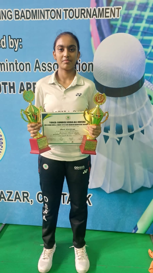 BADMINTON COMPETITION SBD SCHOOL GIRL