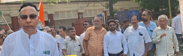 କଂଗ୍ରେସ ପକ୍ଷରୁ ଦିଆଯାଇଥିବା  ଓଡ଼ିଶା ବନ୍ଦ ଡାକରା ପରିପ୍ରେକ୍ଷୀରେ ଆଜି ବଲାଙ୍ଗୀର ସହରରେ ଜନଜୀବନ  ପ୍ରଭାବିତ