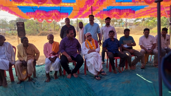 ଗୌରଗୋଠ, ଅର୍ଜୁନପୁର ଲୋକଙ୍କୁ ଭେଟି ସମସ୍ୟା ଶୁଣିଲେ ନରସିଂହ ଲୋକଙ୍କ ଠାରୁ ସିଧାସଳଖ ଚାର ଓ ମହୁଲ କିଣୁ ସରକାର