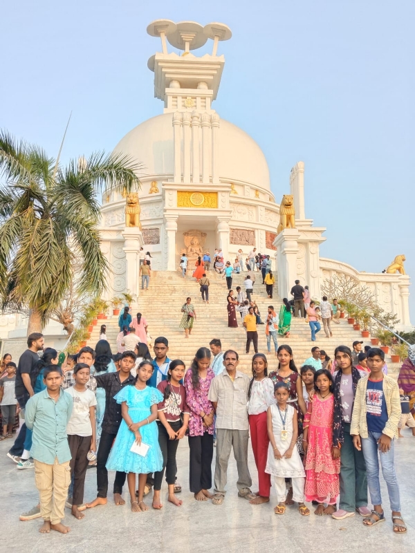 ଏକଲବ୍ୟ ଛାତ୍ରଛାତ୍ରୀ ଙ୍କ ଦ୍ୱାରା ଧାର୍ମିକ କାର୍ଯ୍ୟକ୍ରମ