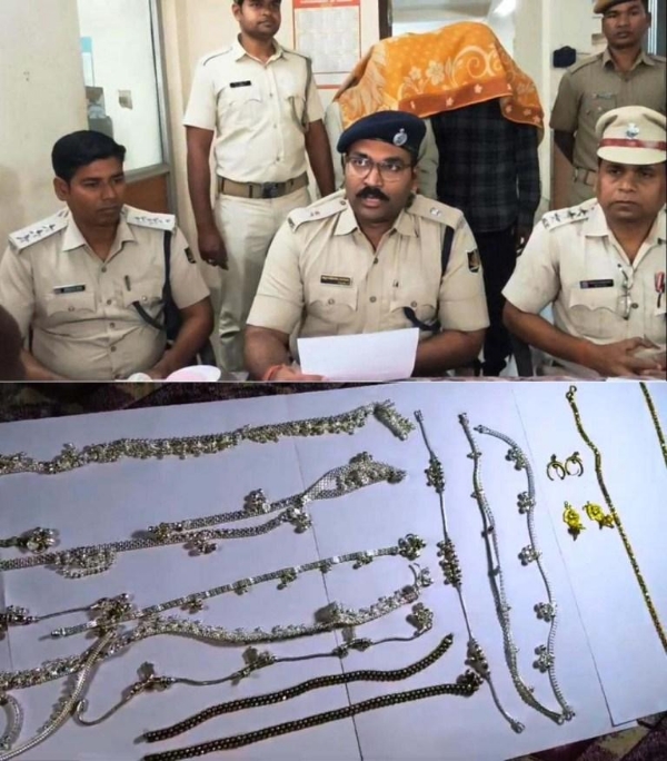 LUT SUNA RUPA GAHANA UDHAR BY POLICE, TWO ARREST