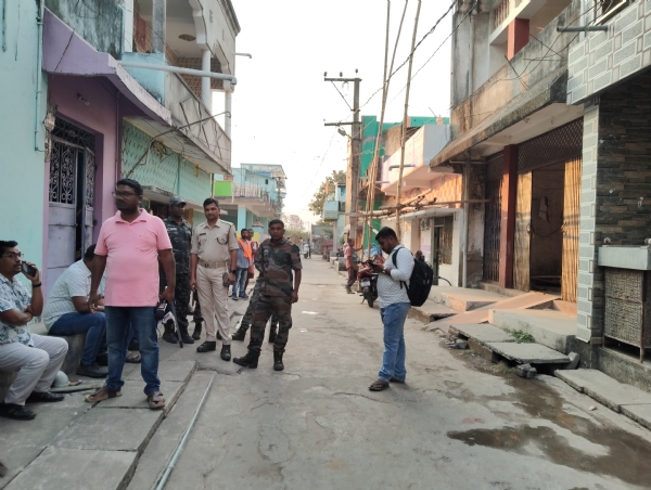 ଥରି ଉଠିଲା ପୁରୁଣାକଟକ, ପୁଣି ହେଲା ଭୟଙ୍କର ବାଣ ବିସ୍ଫୋରଣ, ମାଷ୍ଟରମାଇଂଡ ଗିରଫ୧ ଥରି ଉଠିଲା ପୁରୁଣାକଟକ, ପୁଣି ହେଲା ଭୟଙ୍କର ବାଣ ବିସ୍ଫୋରଣ, ମାଷ୍ଟରମାଇଂଡ ଗିରଫ୧