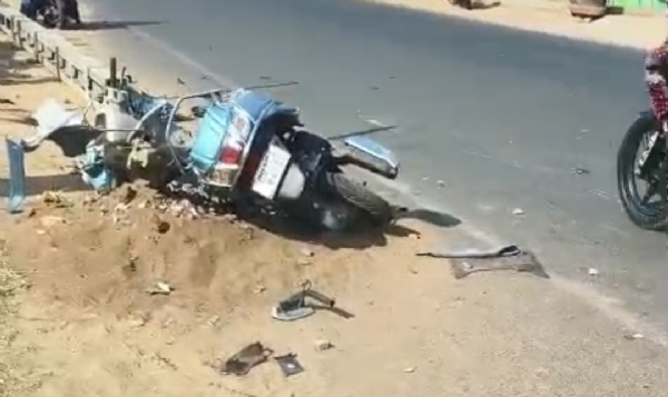 ବୋଲେରୋ ଧକ୍କା ରେ ସ୍କୁଟି ଚାଲକ ଙ୍କ ମୃତ୍ୟୁ