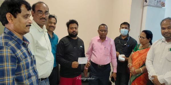 ୨ଟି ପାଣି ପାଉଚ ଉତ୍ପାଦନ କେନ୍ଦ୍ରରେ ଚଢ଼ାଉ, ୮୦ ହଜାର ଟଙ୍କା ଜରିମାନା ଆଦାୟ