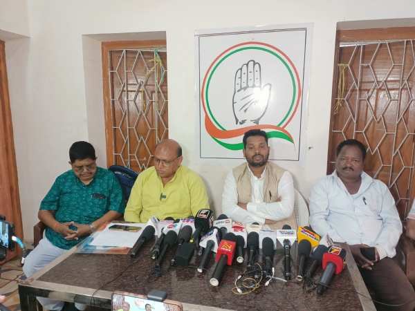 ପୂର୍ବତନ ଉପାଧ୍ୟକ୍ଷ ଯୁକ୍ତି ଭିତ୍ତିହିନ ପୌର ଦୁର୍ନିତିର ପ୍ରମାଣ ଦେଖାଇଦେଲେ ପଦବି ଛାଡିଦେବି: ପୌରାଧ୍ୟକ୍ଷ ପୂର୍ବତନ ଉପାଧ୍ୟକ୍ଷ ଯୁକ୍ତି ଭିତ୍ତିହିନ ପୌର ଦୁର୍ନିତିର ପ୍ରମାଣ ଦେଖାଇଦେଲେ ପଦବି ଛାଡିଦେବି: ପୌରାଧ୍ୟକ୍ଷ