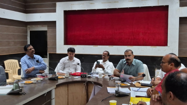 Gramodaya baithak anusthita