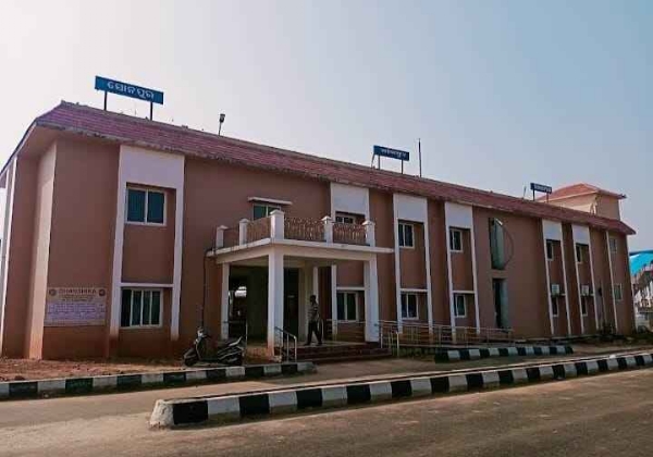 ସୁବର୍ଣ୍ଣପୁର ରେଳ ଷ୍ଟେସନ ରେ ଅପରାଧ ନିୟନ୍ତ୍ରଣ ପାଇଁ ଜି ଆର ପି ପୋଲିସ ଖୋଲିବା ଦାବୀ