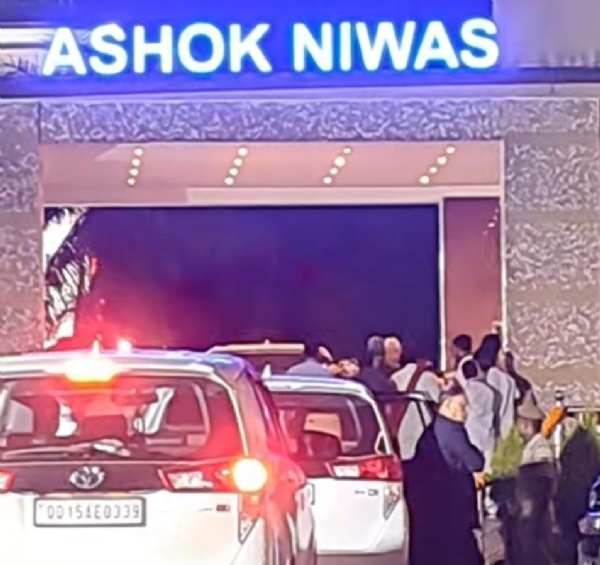 ଓଡ଼ିଶା ଛତିଶଗଡ଼ ମହାନଦୀ ପାଣି ବିବାଦର ସମାଧାନ ପର୍ବ ଆରମ୍ଭ : ଆଜିଠୁଁ  ମହାନଦୀ ଟ୍ରିବ୍ୟୁନାଲ ଟିମ୍ ର ୧୦ ଜଣିଆ ସଦସ୍ୟଙ୍କ କ୍ଷେତ୍ର ଅନୁଧ୍ୟାନ