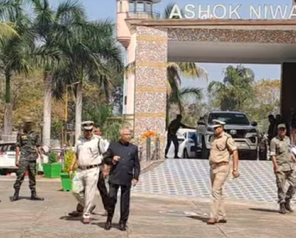 ଓଡ଼ିଶା ଛତିଶଗଡ଼ ମହାନଦୀ ପାଣି ବିବାଦର ସମାଧାନ ପର୍ବ ଆରମ୍ଭ : ଆଜିଠୁଁ  ମହାନଦୀ ଟ୍ରିବ୍ୟୁନାଲ ଟିମ୍ ର ୧୦ ଜଣିଆ ସଦସ୍ୟଙ୍କ କ୍ଷେତ୍ର ଅନୁଧ୍ୟାନ