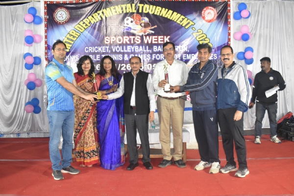 ପୂର୍ବତଟ ରେଳବାଇ  ଆନ୍ତଃବିଭାଗୀୟ କ୍ରୀଡା ପ୍ରତିଯୋଗିତା ଉଦଯାପିତ (କ୍ରିକେଟରେ ଅପରେଟିଂ ଦଳ ଚାମ୍ପିଅନ ଏବଂ ଭଲିବଲରେ ବାଣିଜ୍ୟିକ ଦଳ ଚାମ୍ପିଅନ)