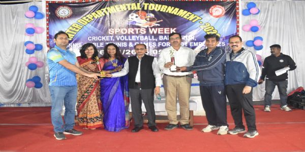 ପୂର୍ବତଟ ରେଳବାଇ  ଆନ୍ତଃବିଭାଗୀୟ କ୍ରୀଡା ପ୍ରତିଯୋଗିତା ଉଦଯାପିତ : କ୍ରିକେଟରେ ଅପରେଟିଂ ଦଳ ଚାମ୍ପିଅନ ଏବଂ ଭଲିବଲରେ ବାଣିଜ୍ୟିକ ଦଳ ଚାମ୍ପିଅନ